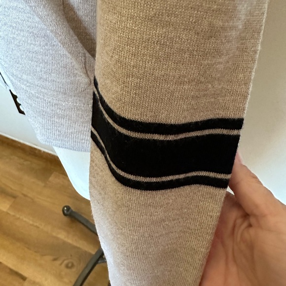 Madewell tan cardigan with black. 100% wool. Size Large - Picture 6 of 7